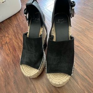 Black marc fisher wedges, great for summer